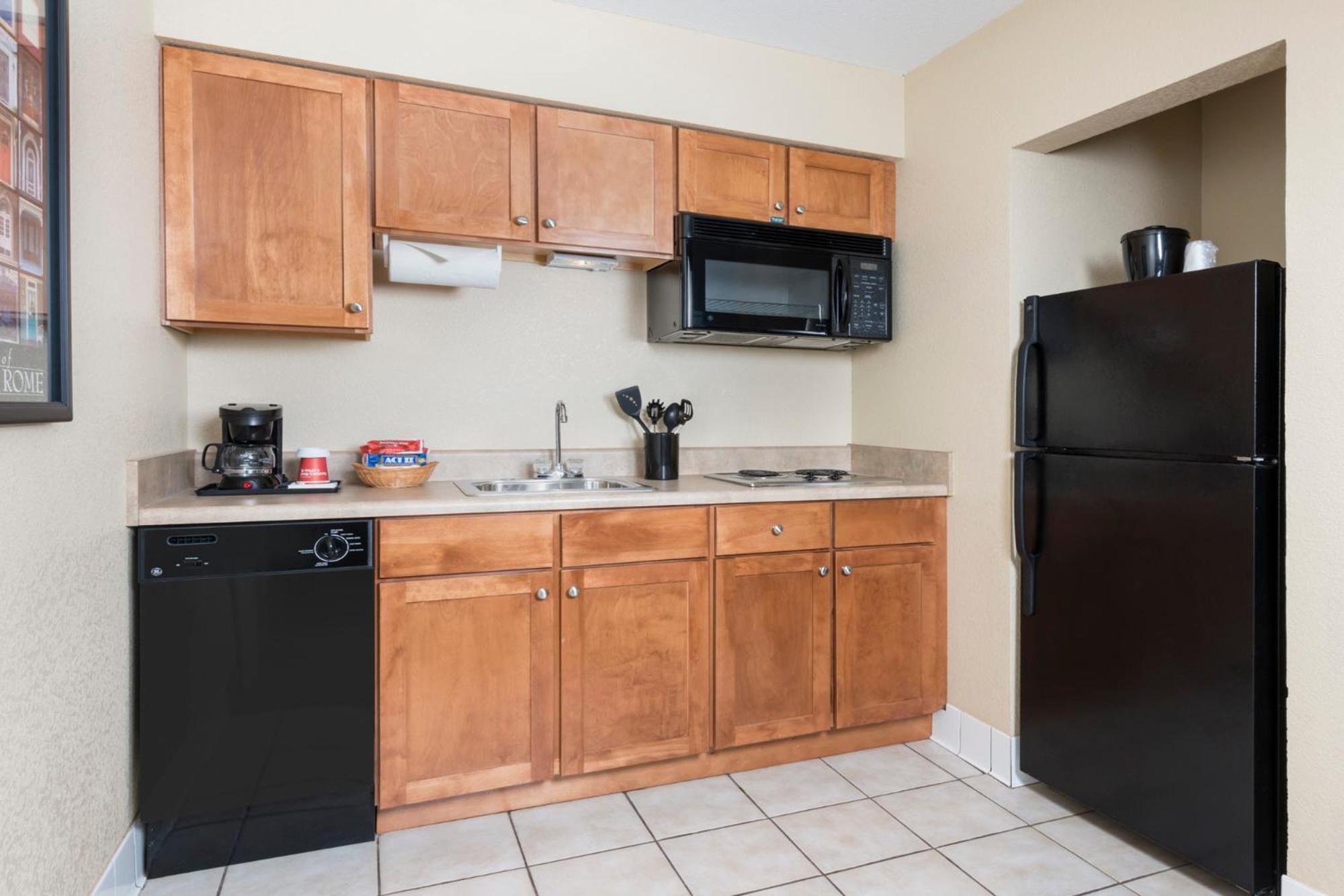 Hawthorn Extended Stay By Wyndham Рим Экстерьер фото